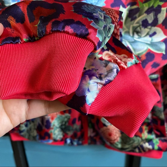 Adidas Floral Front Zip Track Jacket Size 11-12Y Medium S96108 - Picture 9 of 9